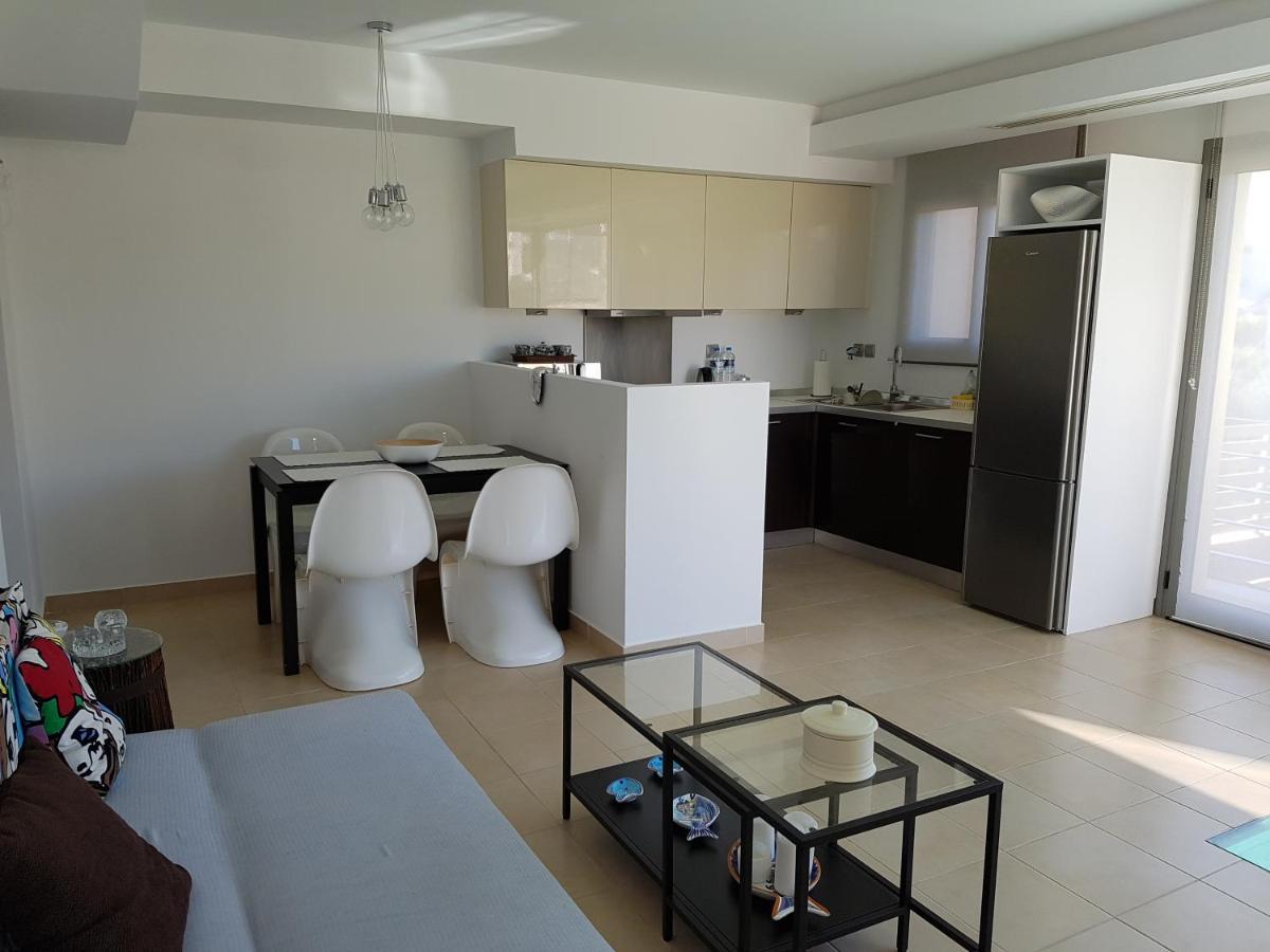 Rvg Rania House With Pool Apartment Порто Хели Екстериор снимка