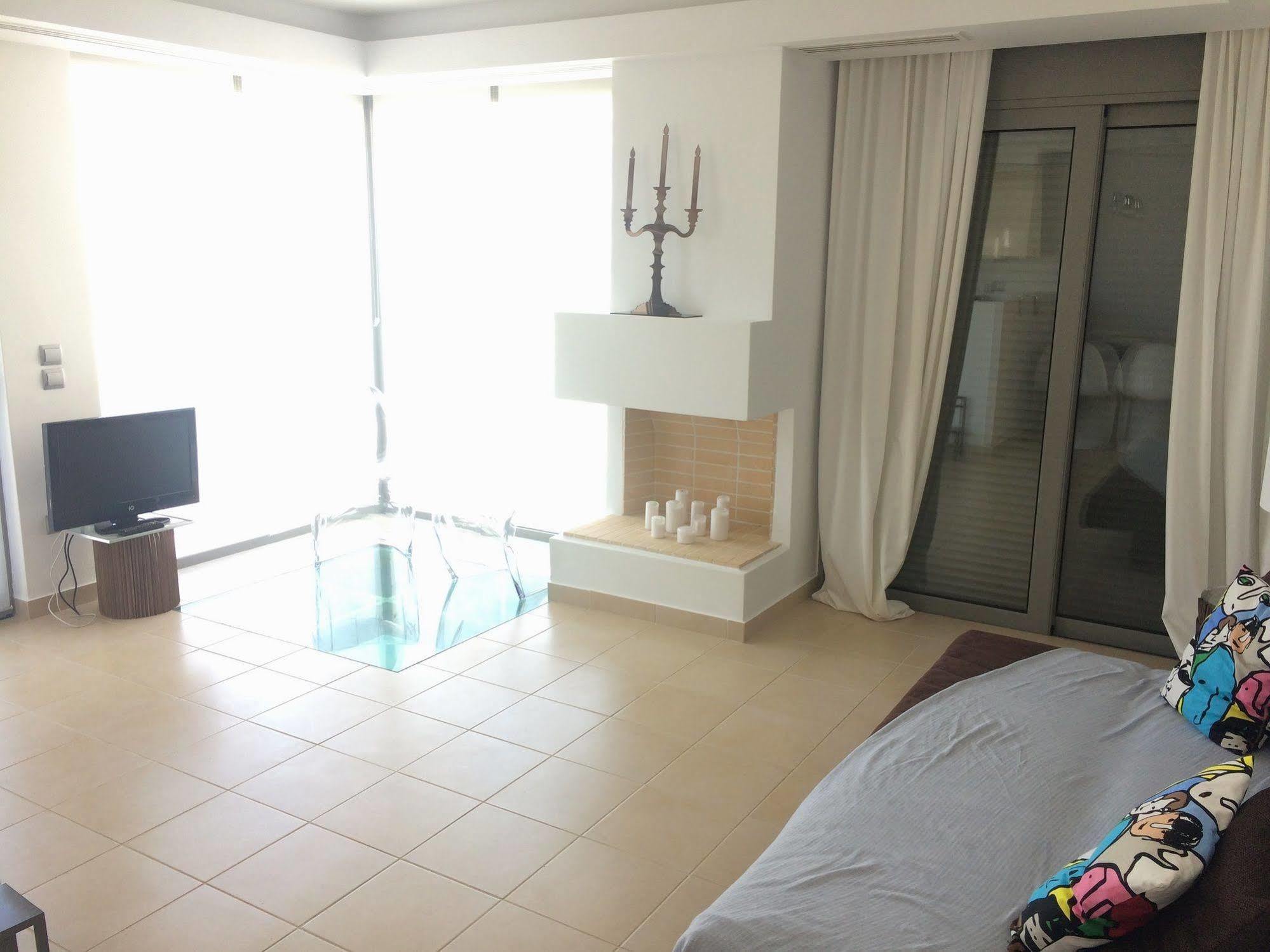 Rvg Rania House With Pool Apartment Порто Хели Екстериор снимка