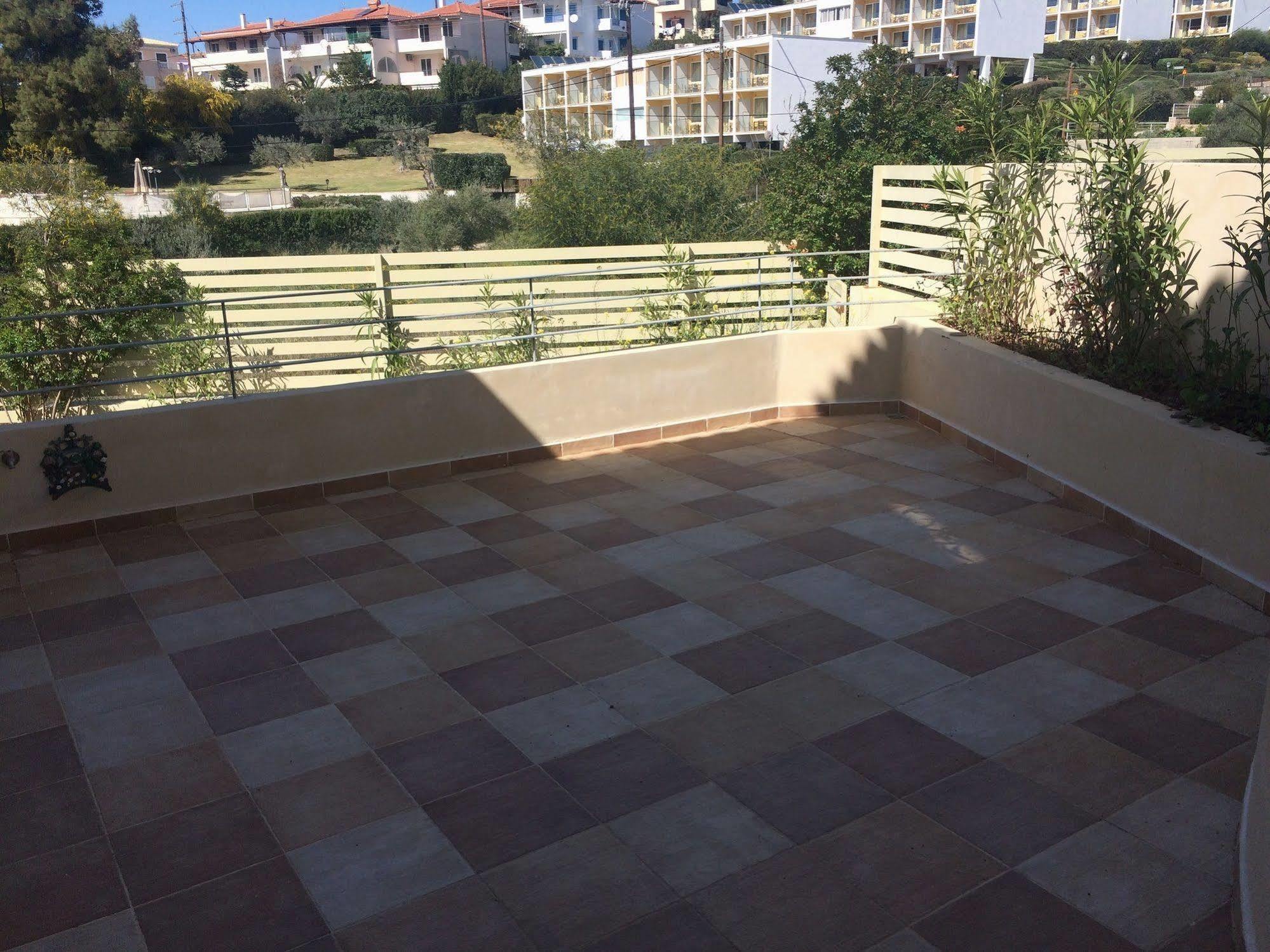 Rvg Rania House With Pool Apartment Порто Хели Екстериор снимка